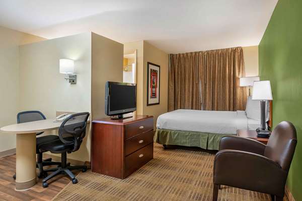  - Extended Stay America Suites Northwest I-465 Indianapolis