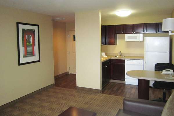  - Extended Stay America Suites Metcalf Overland Park