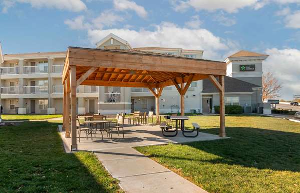  - Extended Stay America Suites Lenexa - I-35, Exit 224