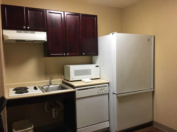  - Extended Stay America Suites Tuttle Crossing Dublin - I-270, Exit 15