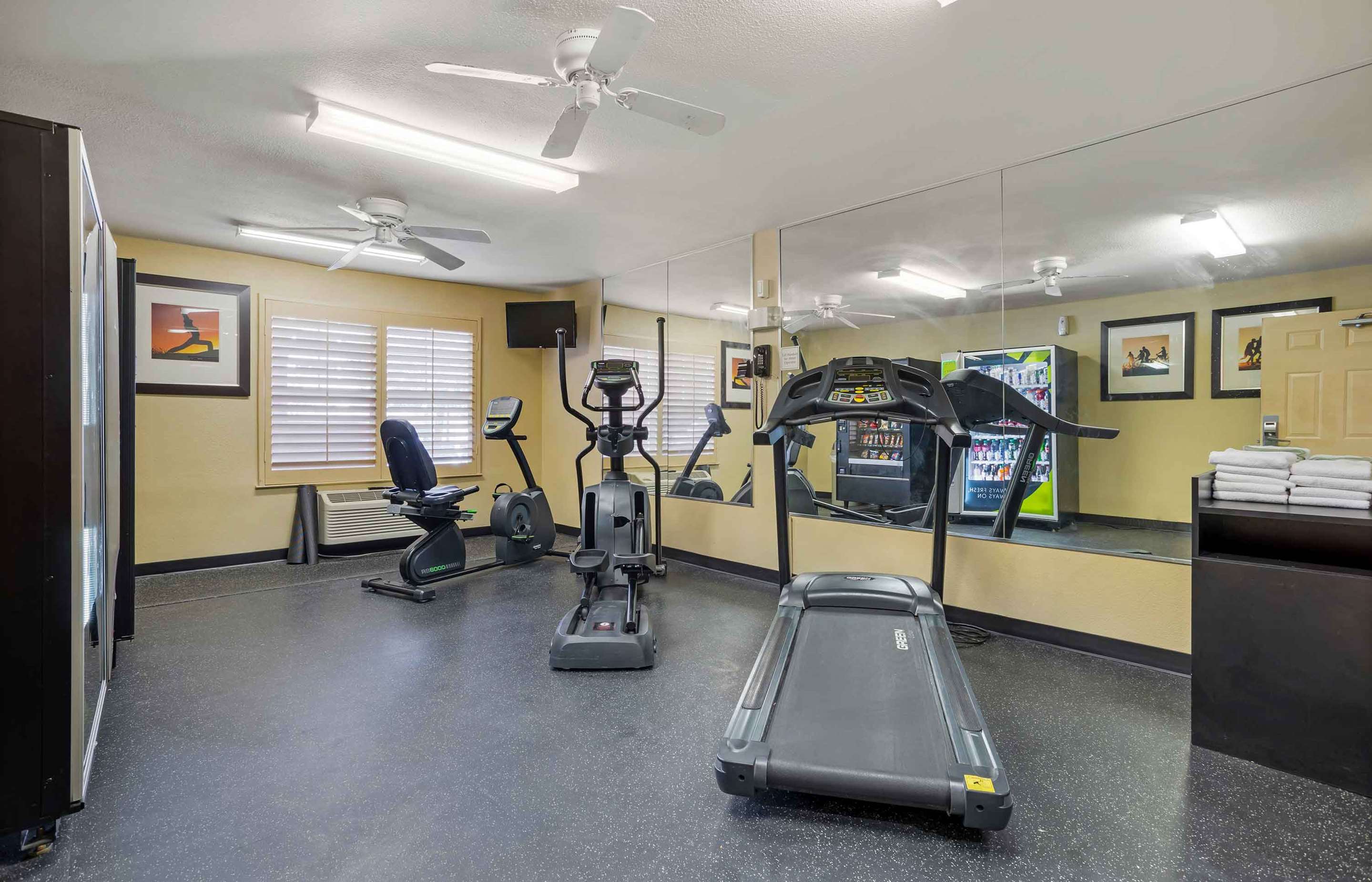 On-Site Fitness Facility | Extended Stay America Suites Houston Med Ctr Braeswood Bl