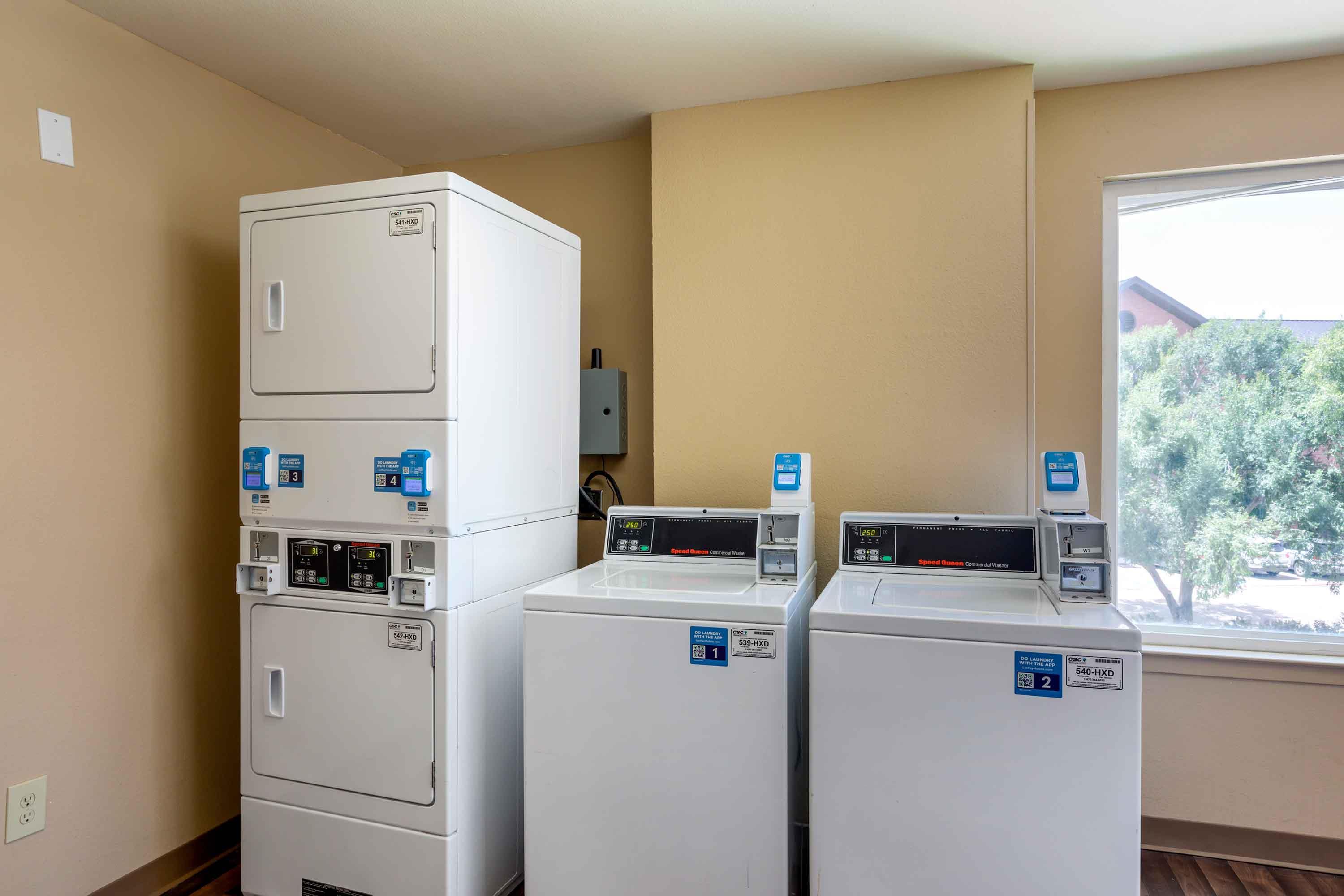 On-Premise Guest Laundry | Extended Stay America Suites Dallas Las Colinas Green Park D