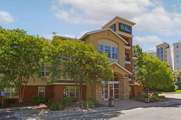 On-Site,Outdoor/Exterior,Exterior View of Building