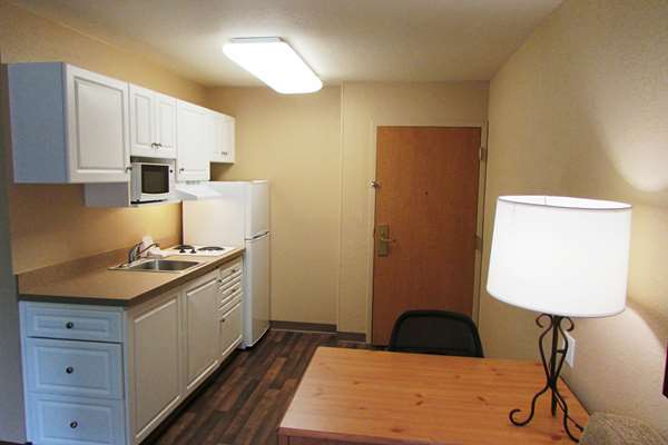 - Extended Stay America Suites Peachtree Dunwoody Atlanta