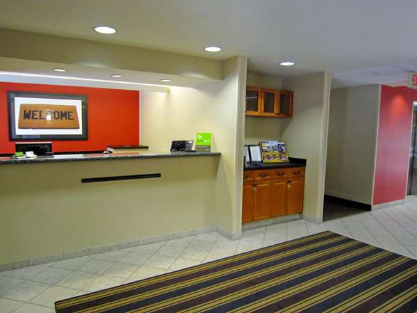  - Extended Stay America Suites Woburn - I-95, Exit 53