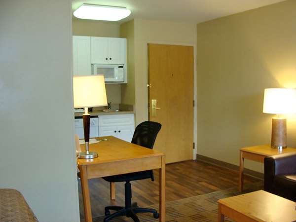  - Extended Stay America Suites Piscataway - I-287, Exit 7