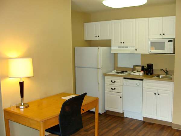  - Extended Stay America Suites Piscataway - I-287, Exit 7