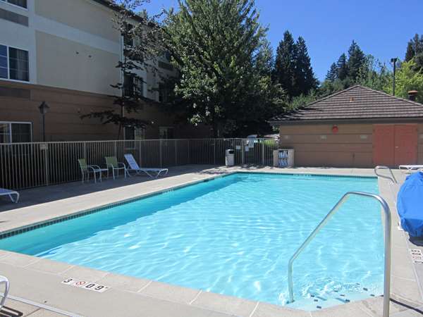 Pool - Extended Stay America Suites Canyon Park Bothell - I-405, Exit 26