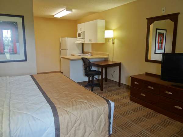  - Extended Stay America Suites Fresno