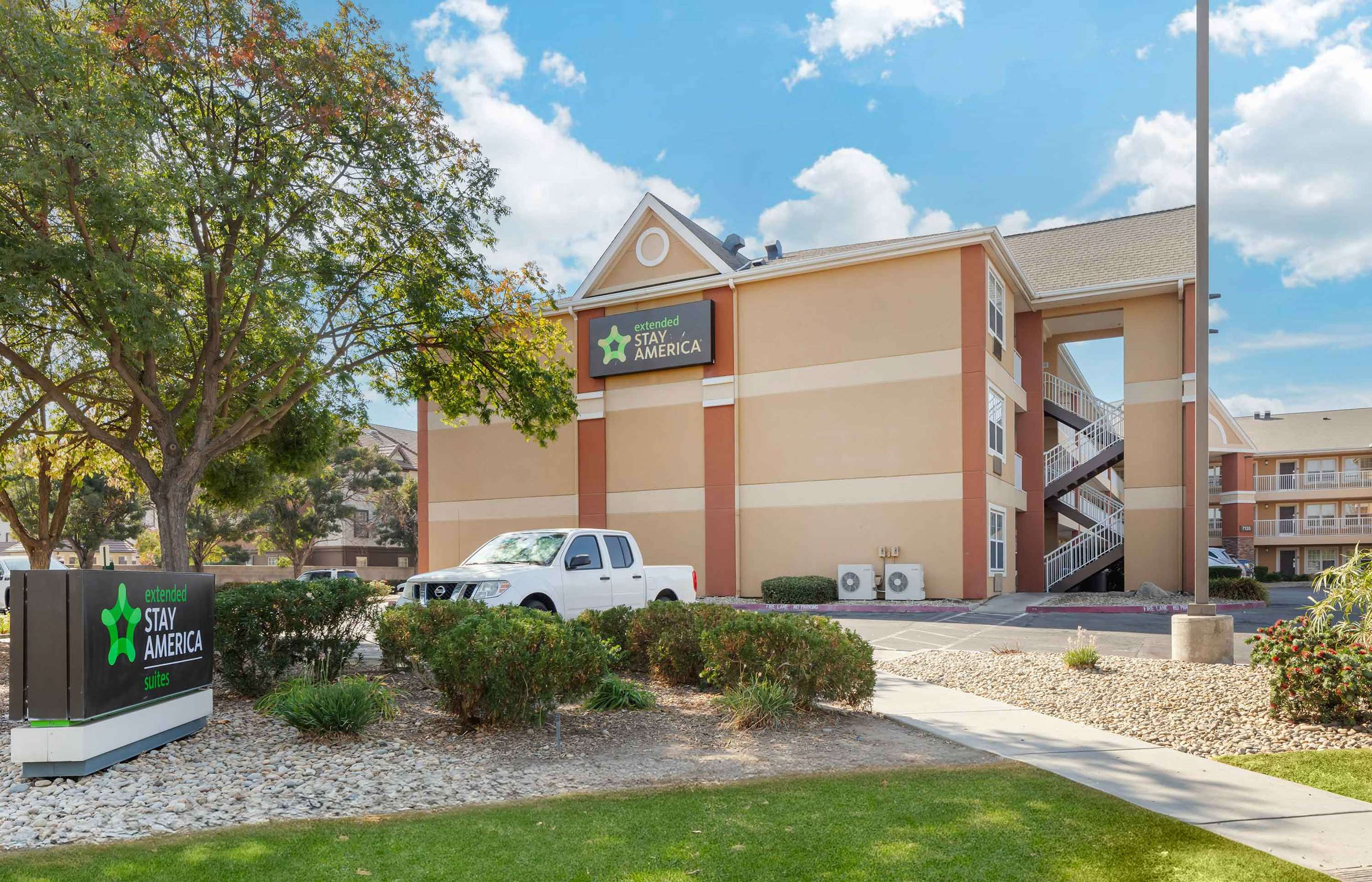 Exterior | Extended Stay America Suites Fresno North
