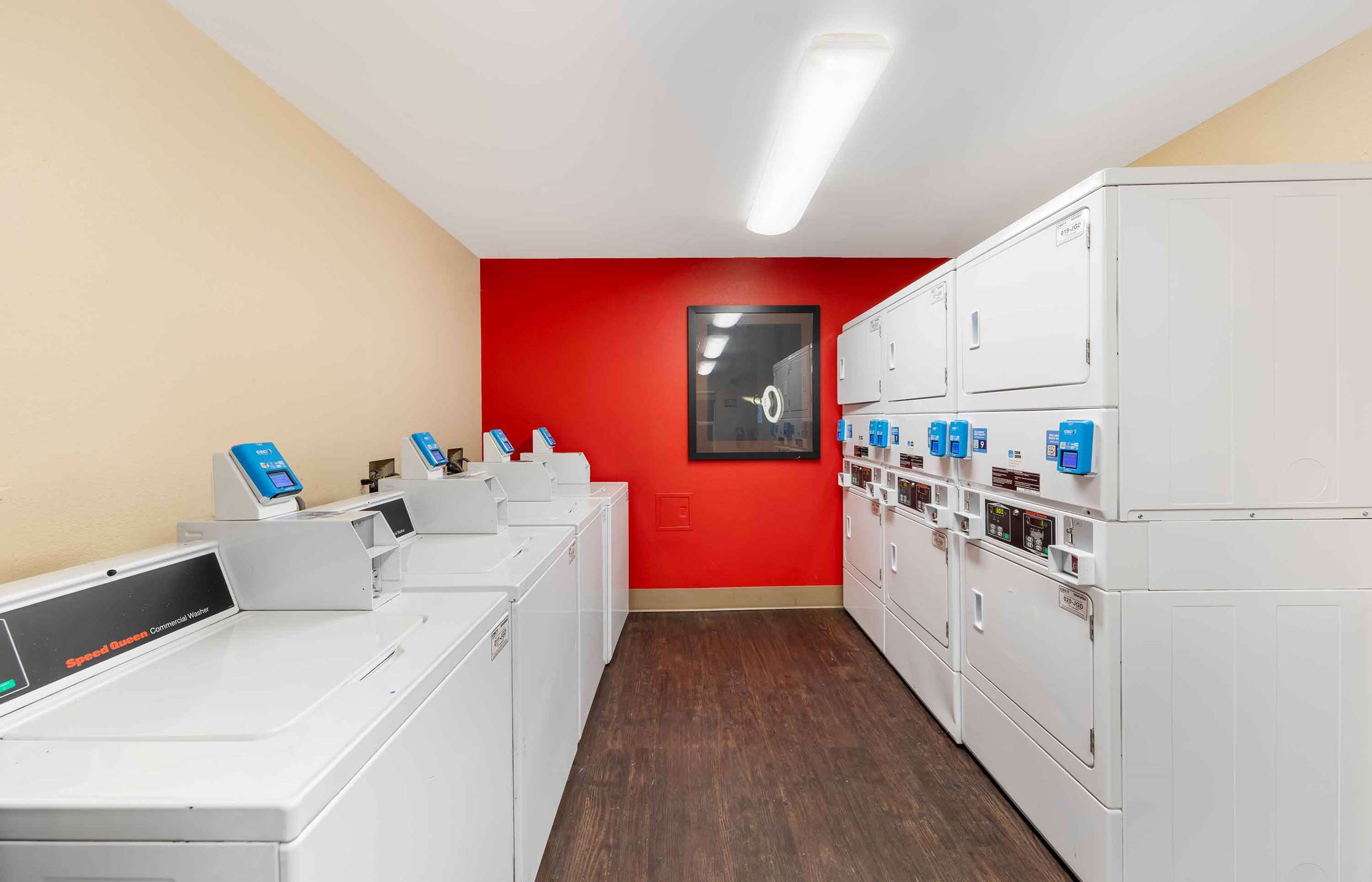 On-Premise Guest Laundry | Extended Stay America Suites Fresno North