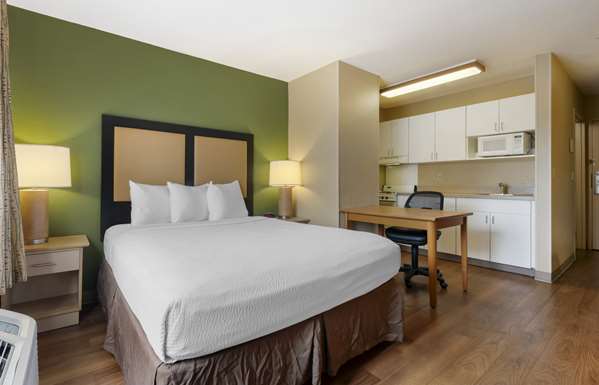  - Extended Stay America Suites Melbourne Airport