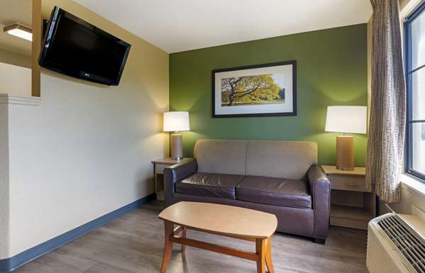  - Extended Stay America Suites Melbourne Airport