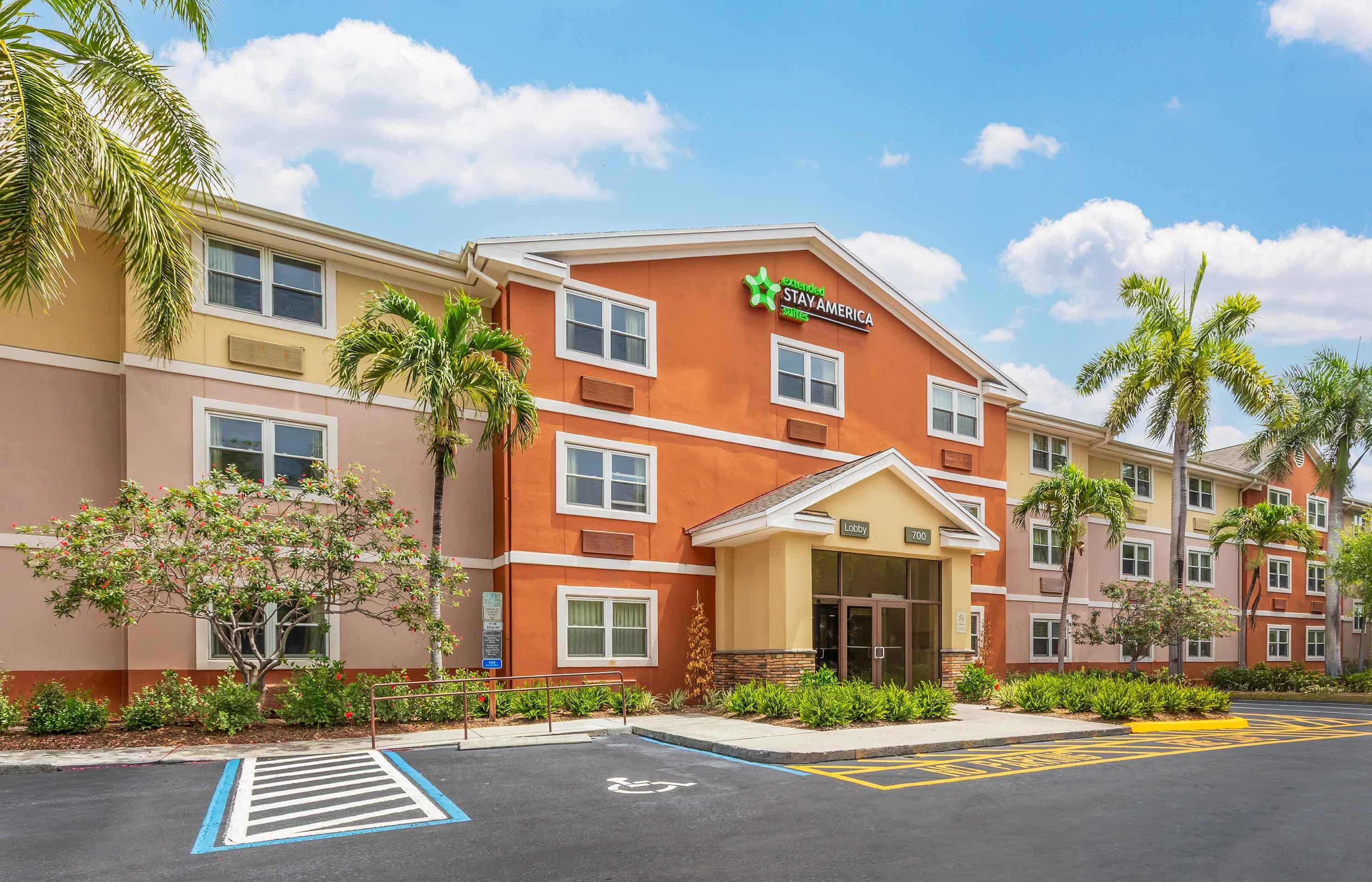 Exterior | Extended Stay America Suites West Palm Beach Northpnt Corpor