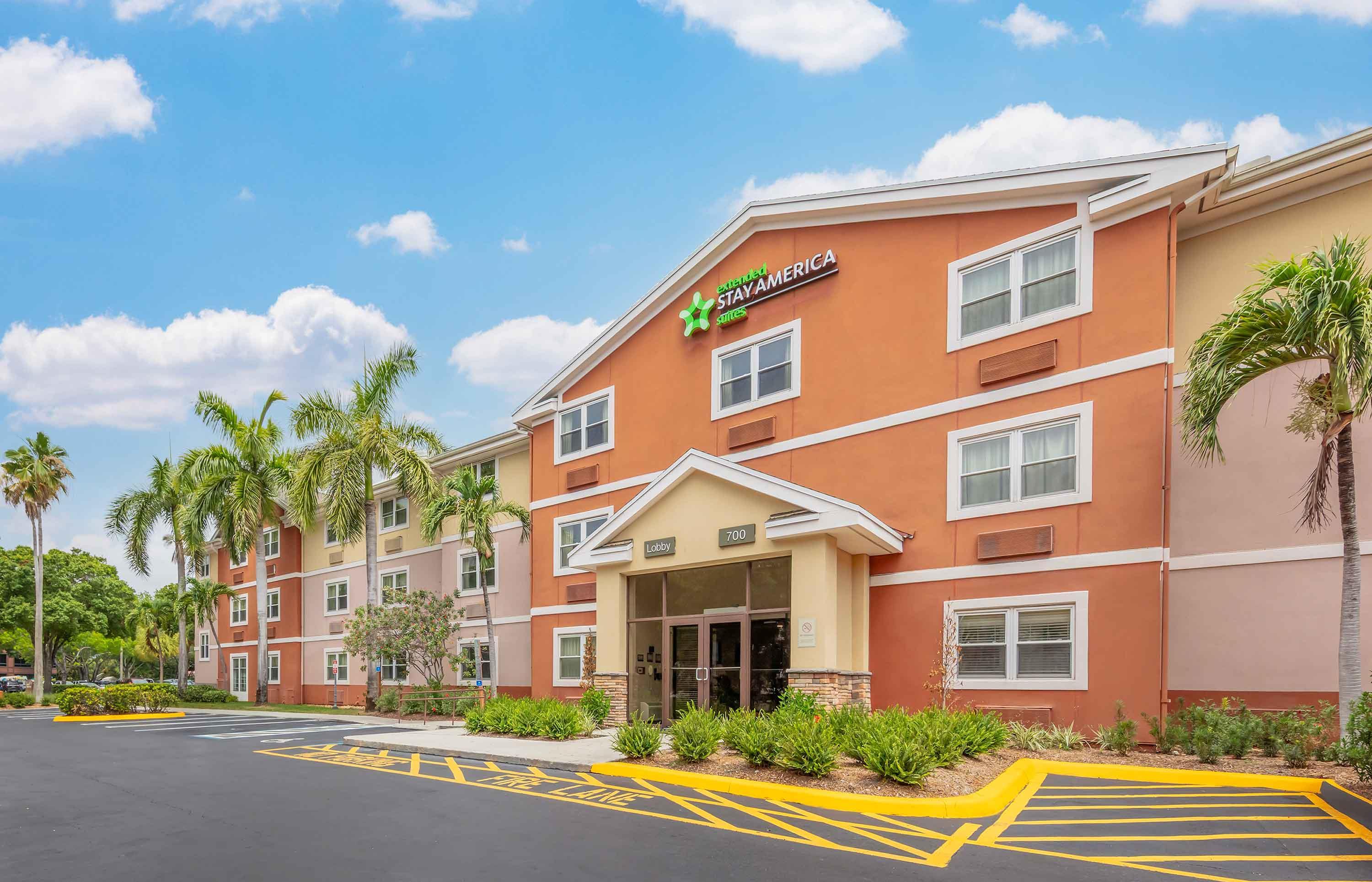 Exterior | Extended Stay America Suites West Palm Beach Northpnt Corpor