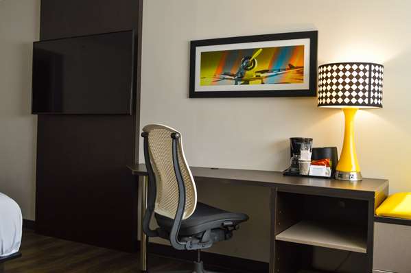  - Best Western Ft Lauderdale Hollywood Airport Hotel - I-95, Exit 21