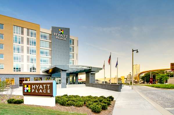 Exterior view - Hyatt Place Hotel Downtown Milwaukee - I-43, Exit 73A