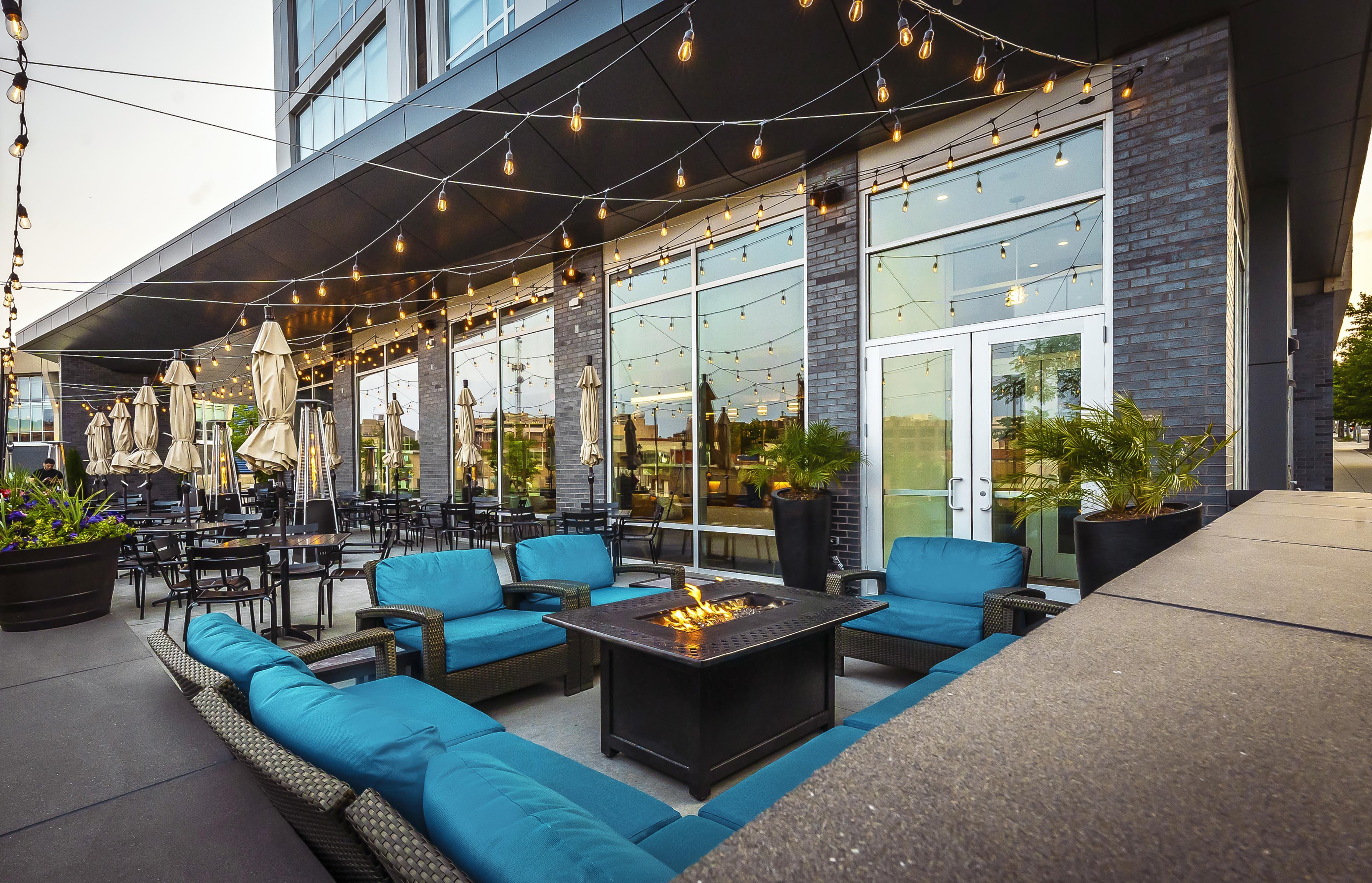 Patio Terrace | Hyatt Place Milwaukee/Downtown