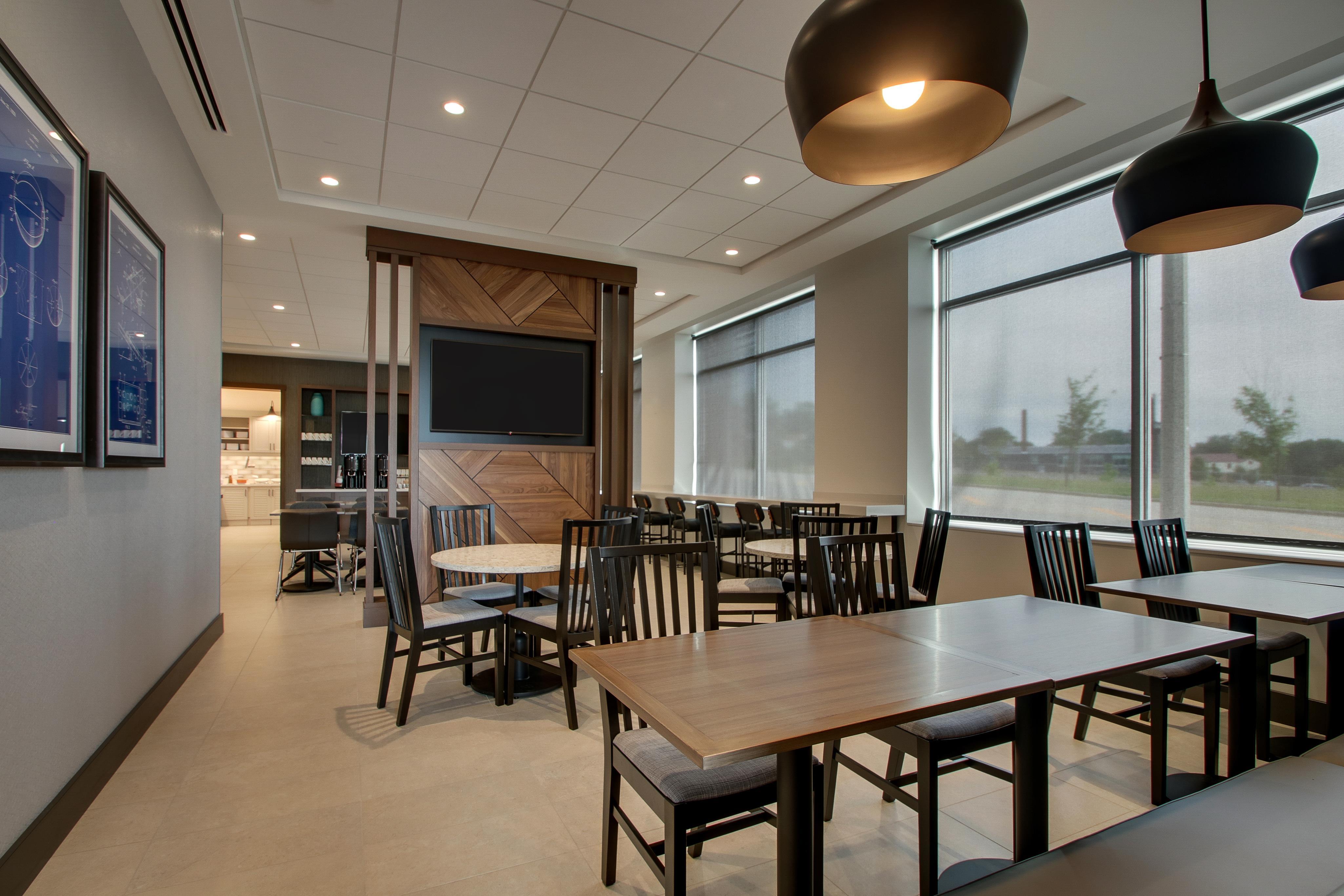 Lobby | Hyatt Place Milwaukee/Downtown
