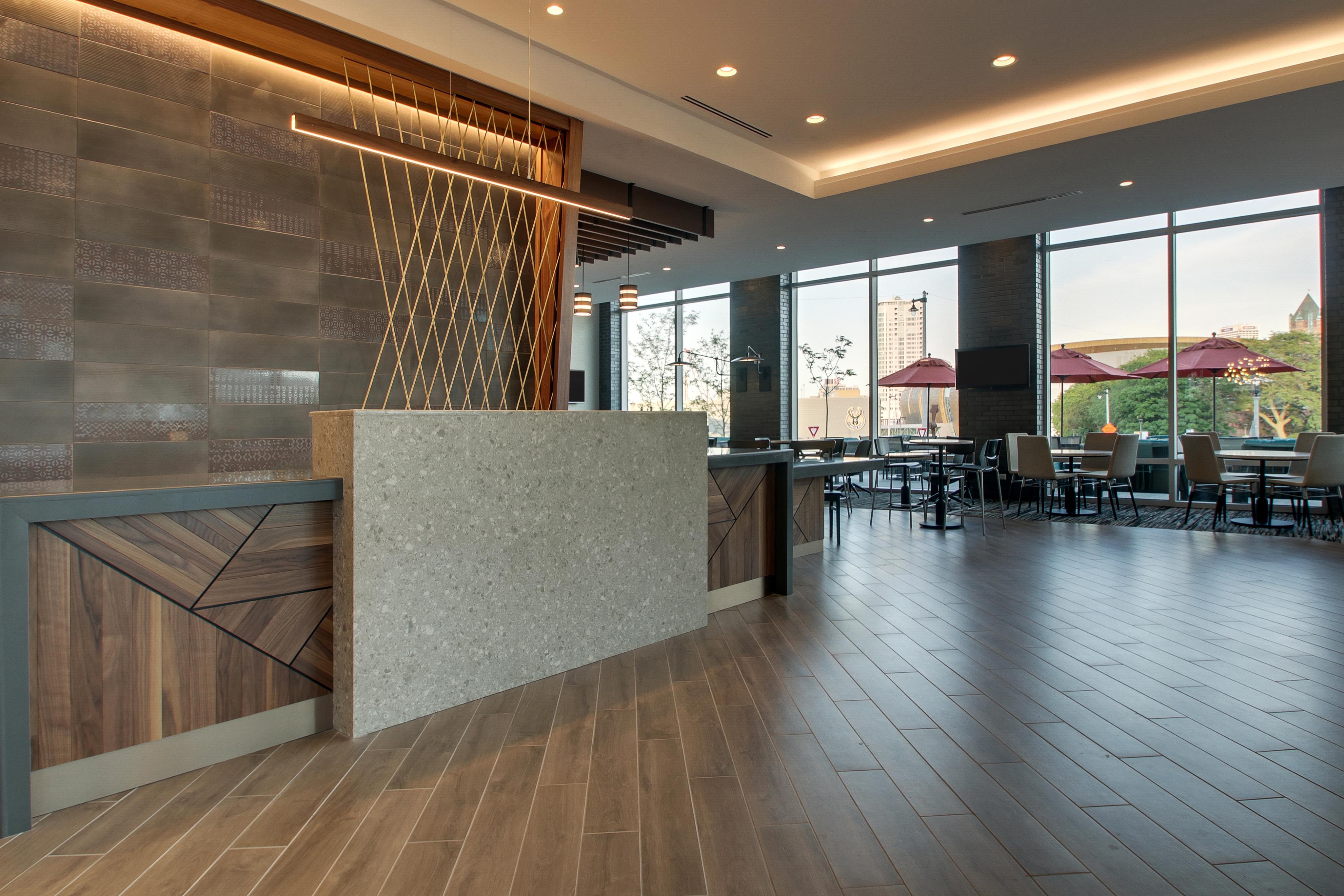 Lobby | Hyatt Place Milwaukee/Downtown