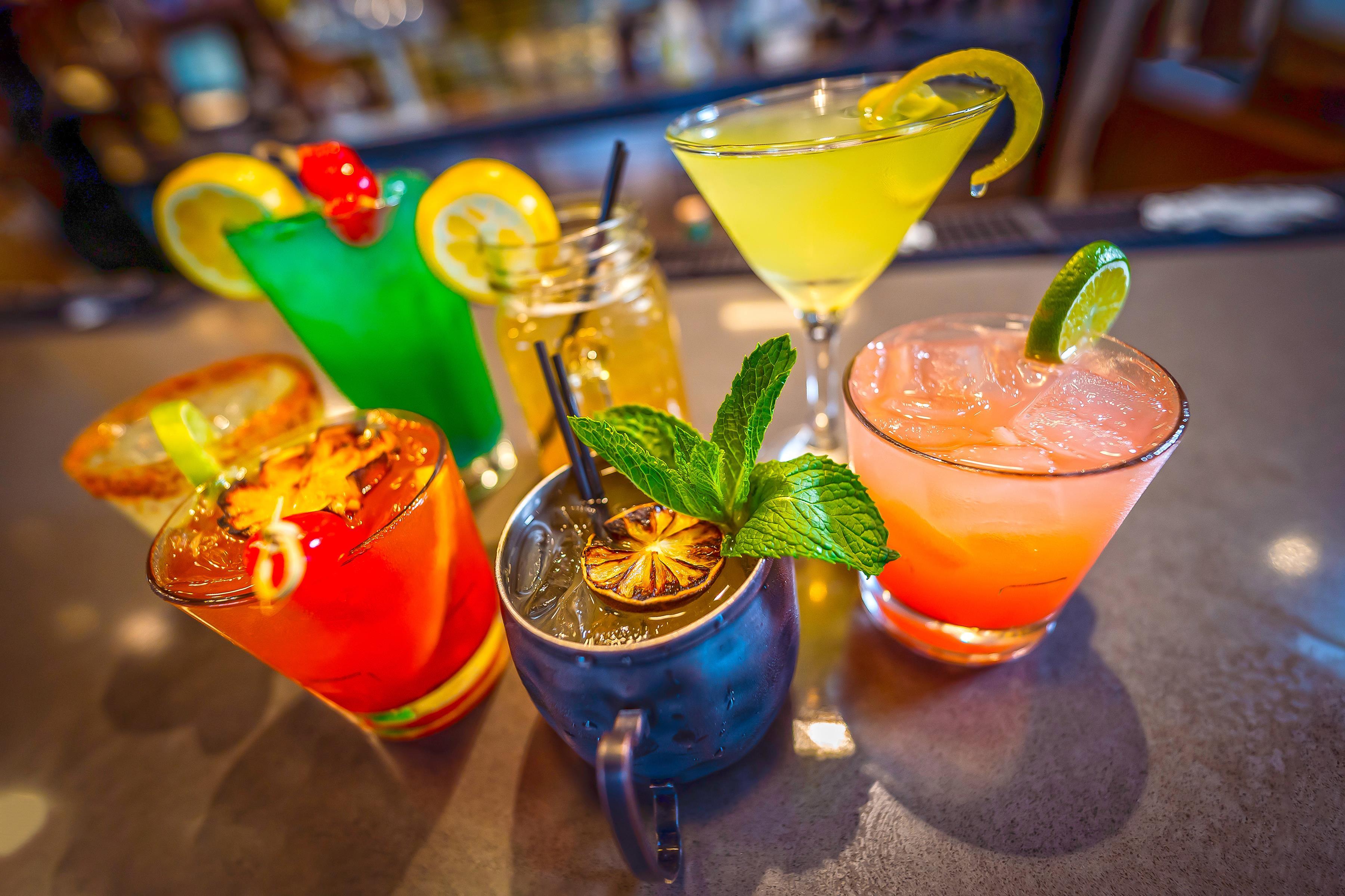 Bar Lounge | Hyatt Place Milwaukee/Downtown