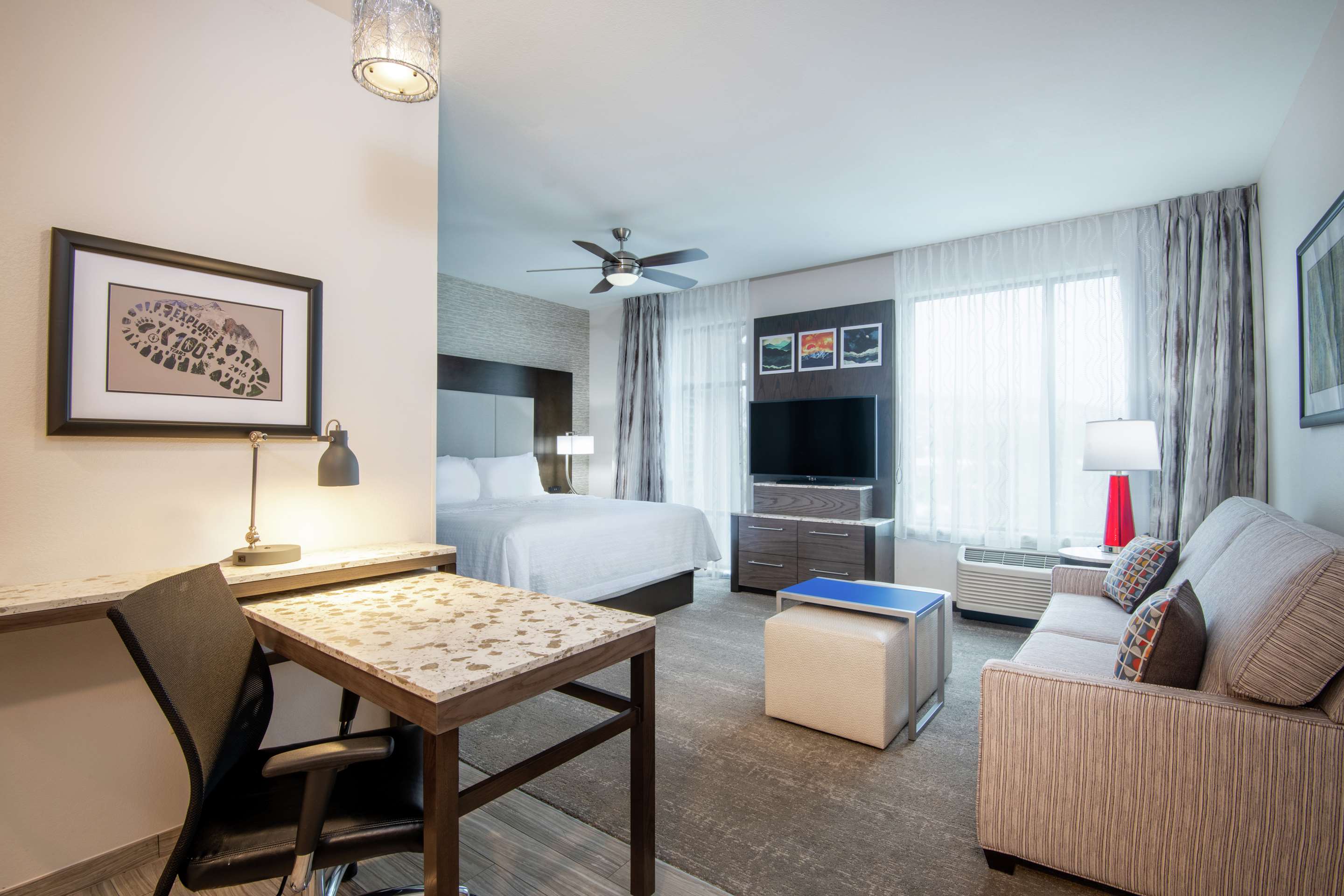 Guest room