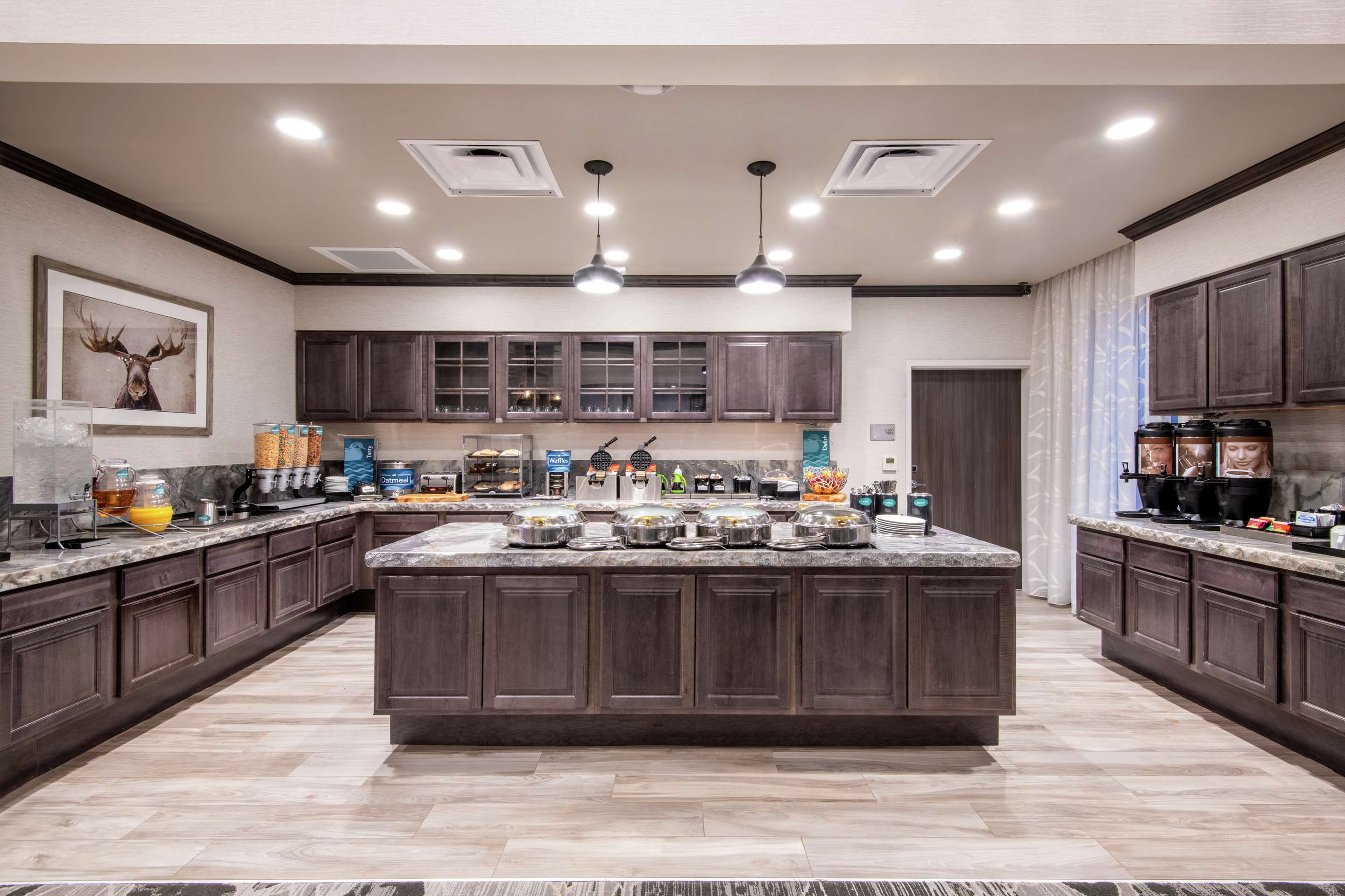 Breakfast Area | Homewood Suites by Hilton Steamboat Springs, CO