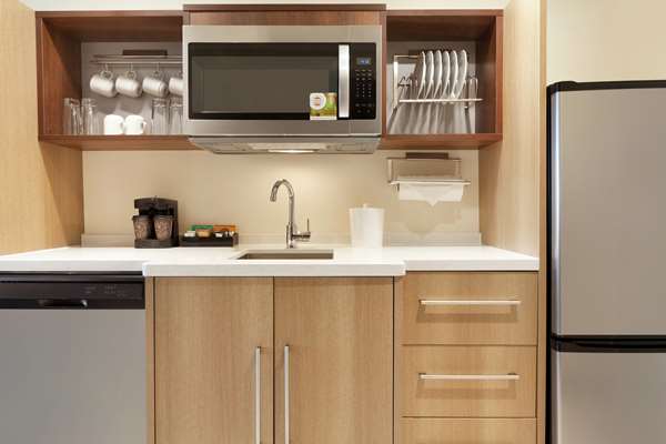  - Home2 Suites by Hilton Airport Sarasota