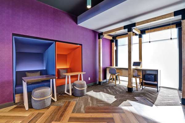 Conference Area - Tru by Hilton Hotel South Edmonton