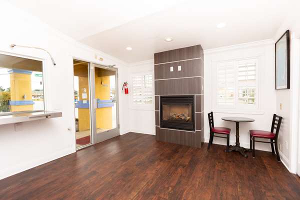  - SureStay Hotel by Best Western Seaside