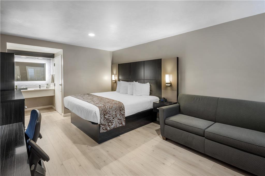 SureStay Plus by Best Western Santa Clara Silicon Valley-guestroom-Guest Room,On-Site.jpg