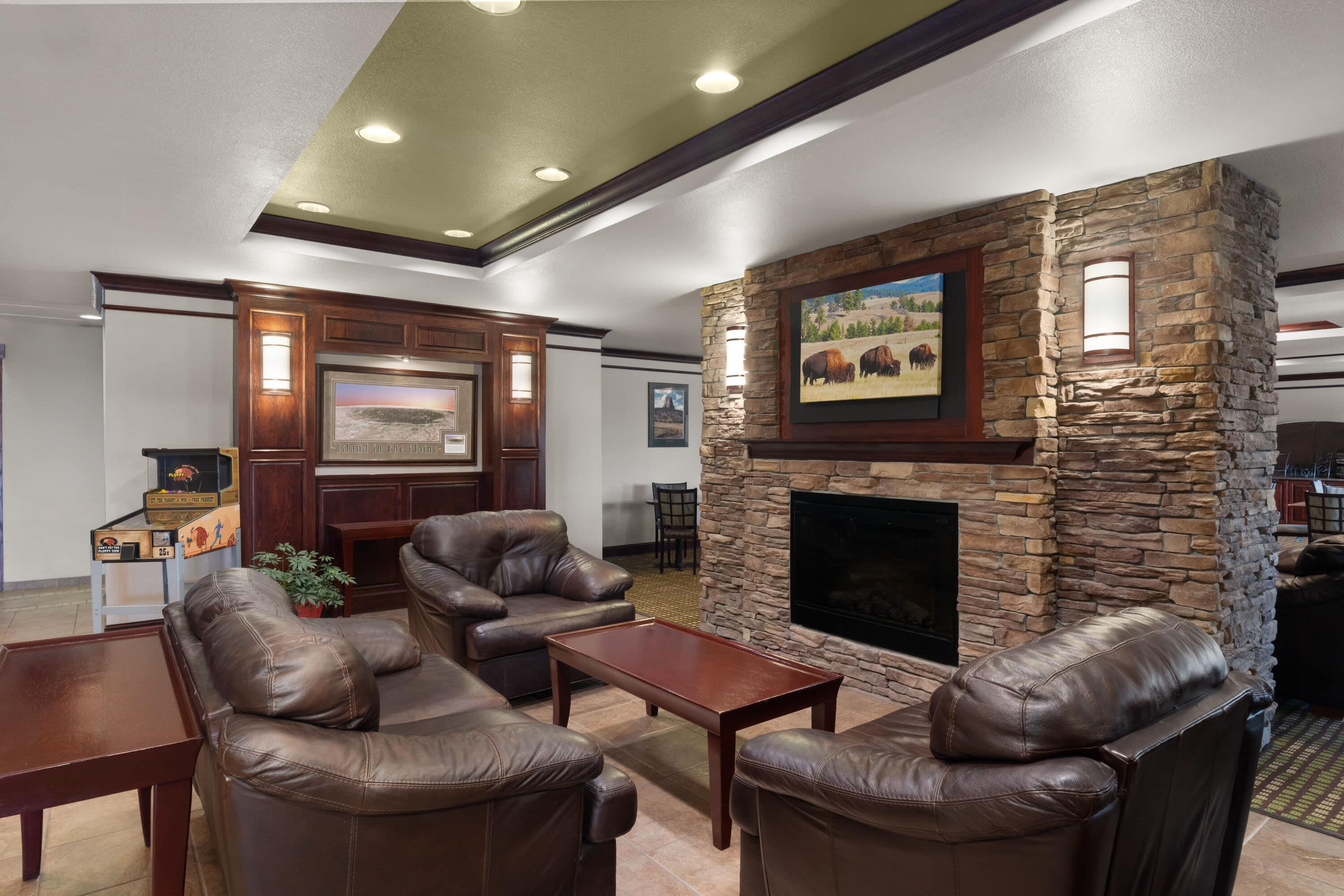 Lobby | Baymont Inn and Suites by Wyndham Sturgis