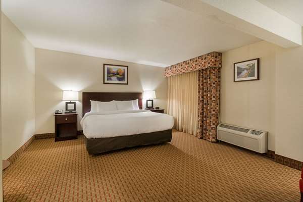  - Clarion Hotel and Convention Center Minot