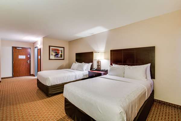  - Clarion Hotel and Convention Center Minot