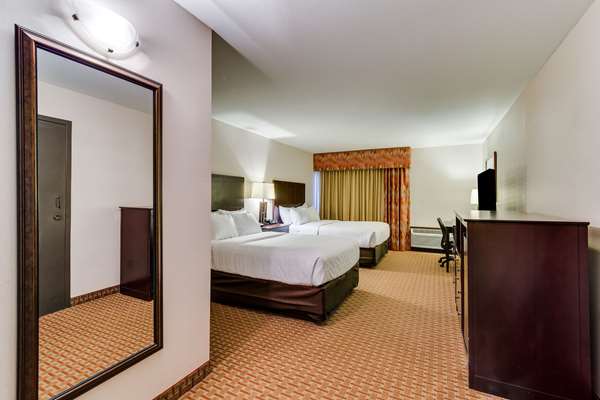  - Clarion Hotel and Convention Center Minot
