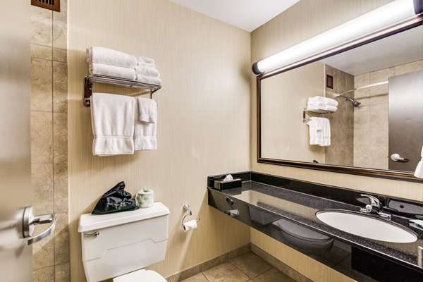  - Clarion Hotel and Convention Center Minot