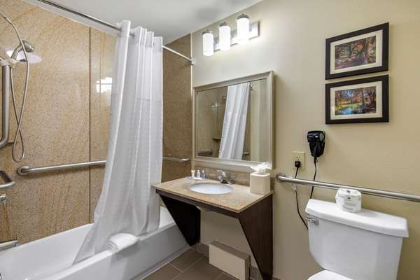  - Comfort Inn & Suites Cedar Hill