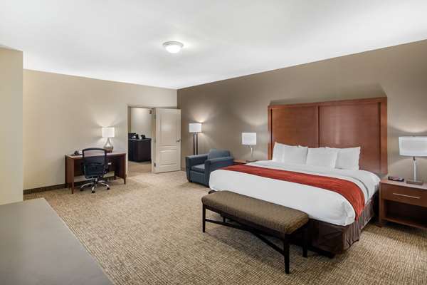 Suite - Comfort Inn & Suites Cedar Hill