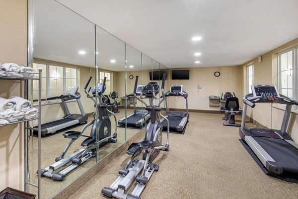Fitness/ Exercise Room - Comfort Inn & Suites Cedar Hill