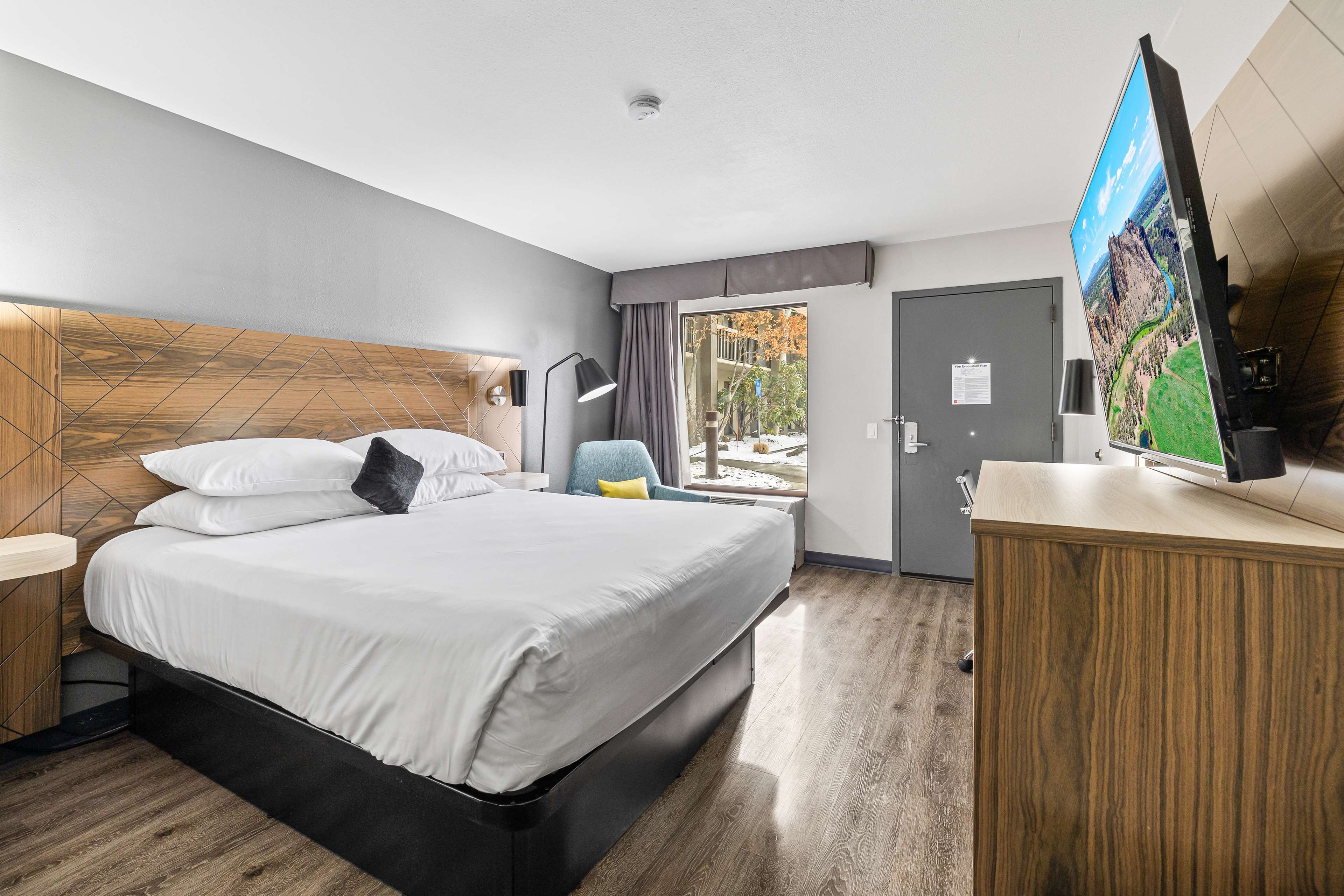 King Bed image