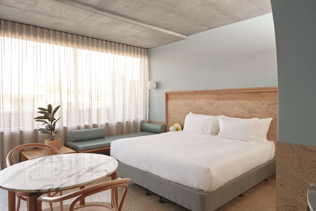 Guest photo