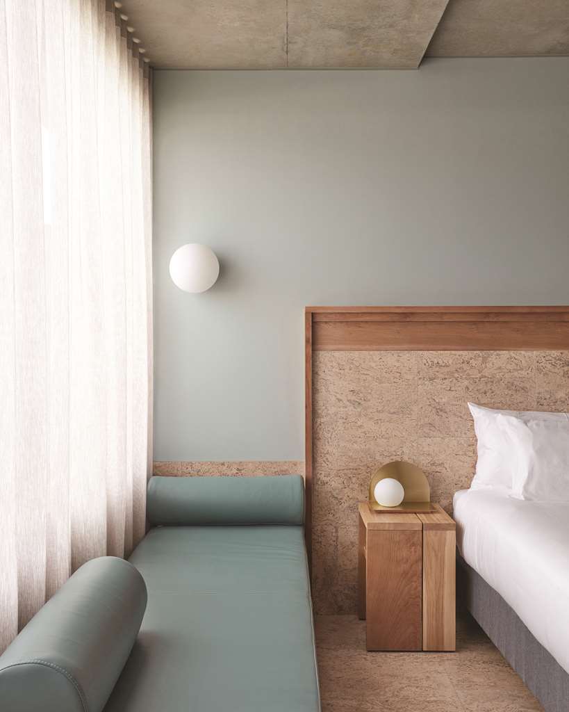 Guest photo