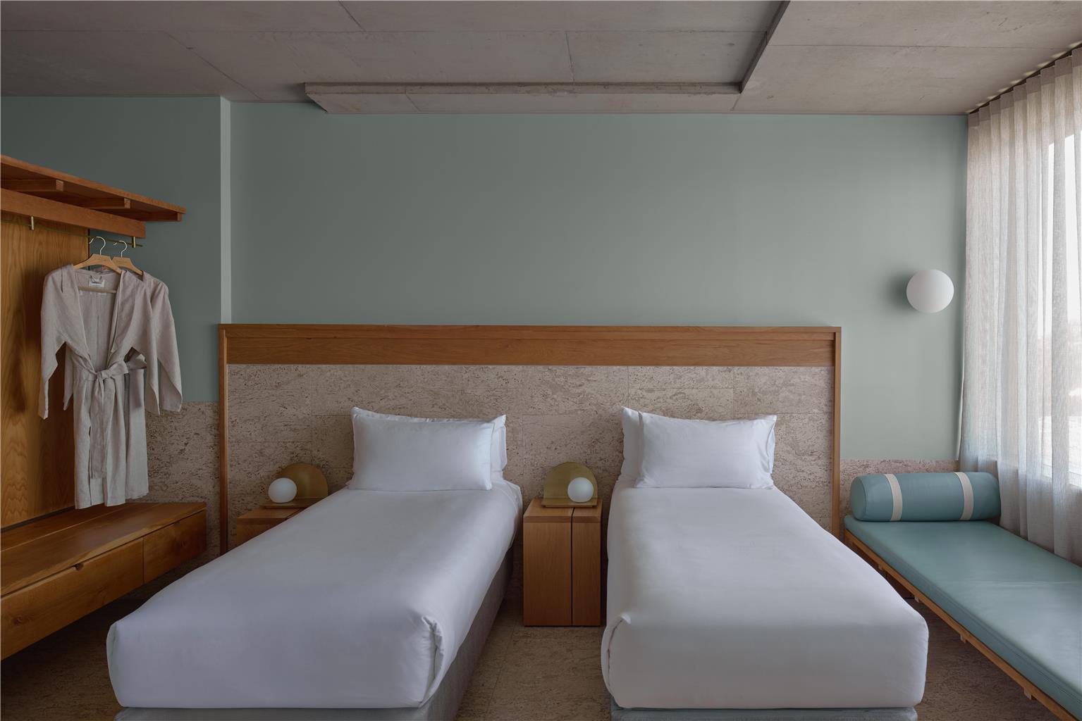 Guest photo