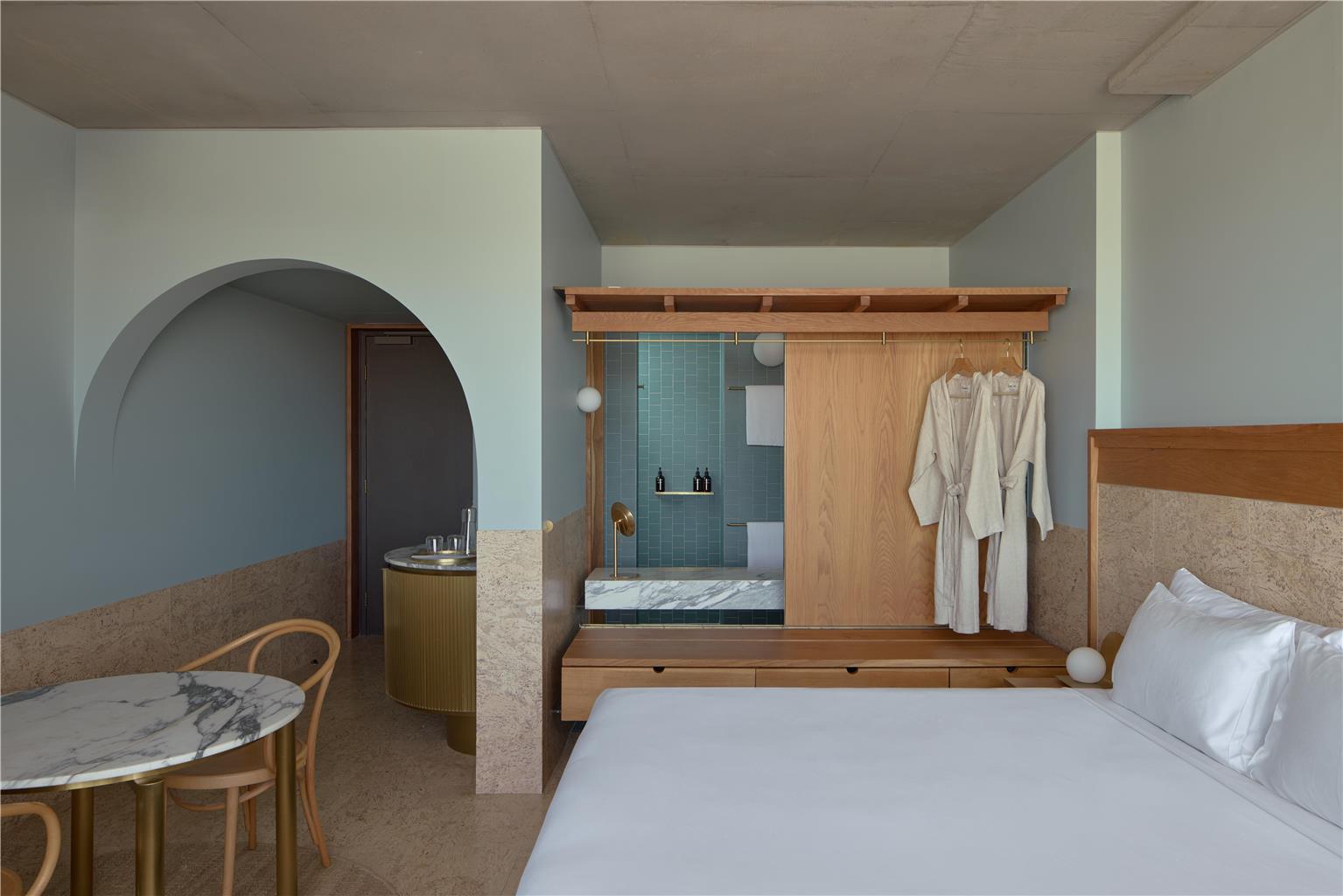 Guest photo