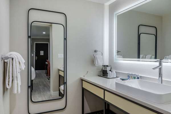  - Bluestem Hotel Torrance