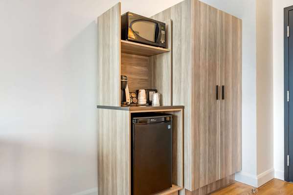  - Rodeway Inn Pikogan