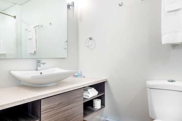  - Rodeway Inn Pikogan