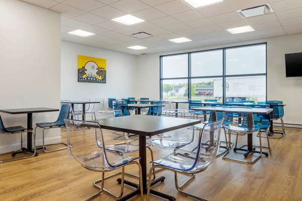 Amenities - Rodeway Inn Pikogan