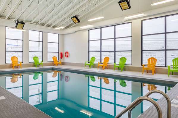 Pool - Rodeway Inn Pikogan