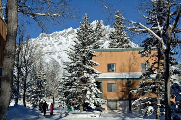 Exterior view - Douglas Fir Resort & Chalets Banff